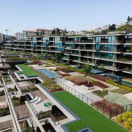 Savoy Monumentalis N&n By Lm&ac Signature Funchal (Madeira)