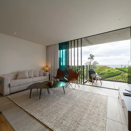 Savoy Monumentalis N&n By Lm&ac Signature *