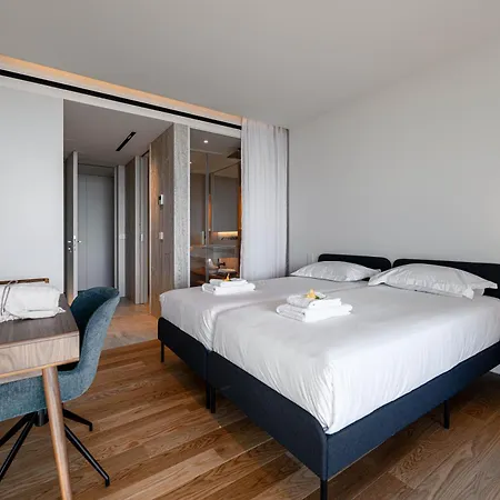 Savoy Monumentalis N&n By Lm&ac Signature Apartment